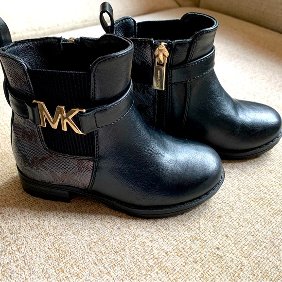 Michael Kors kids boots, size 8 - Picture 2 of 8